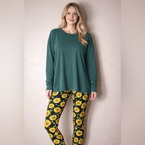 6. Sunflower Cozies 🌻